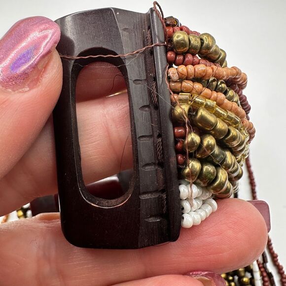 20" multi-strand glass seed beads necklace with large acrylic clasp! - Picture 5 of 14